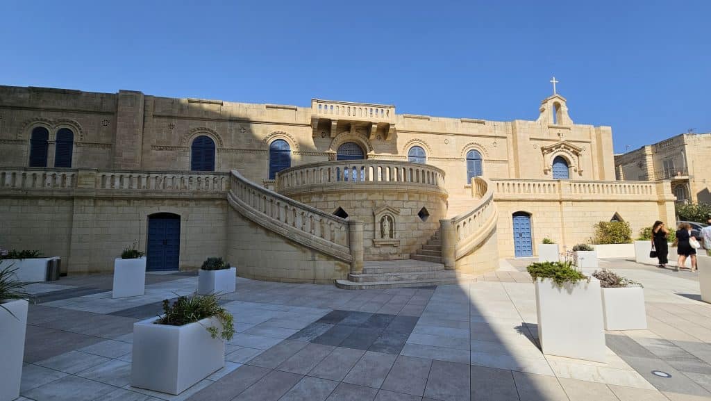 Hyatt Regency Malta Hof 2