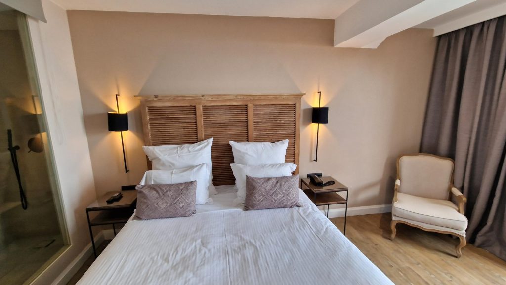 Nido Hotel Korfu Junior Suite Bett Und Sessel