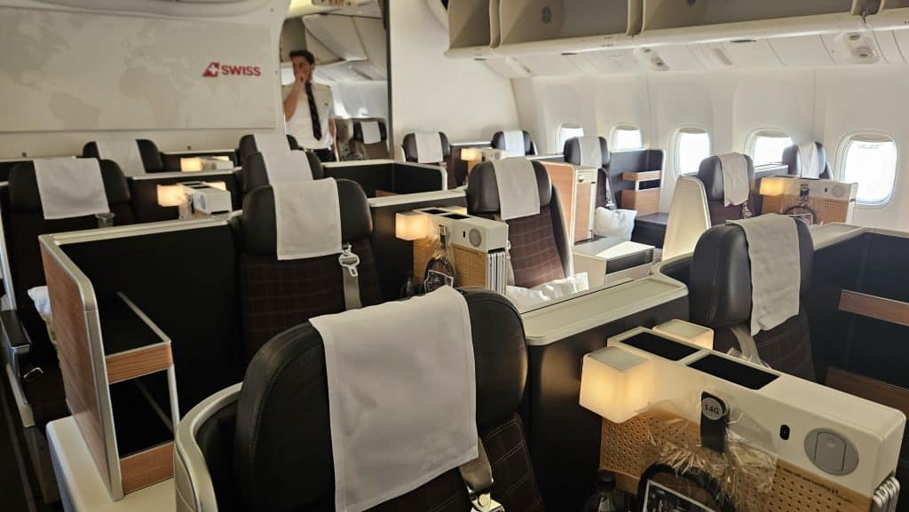 Swiss Business Class Boeing 777 300 Sitze