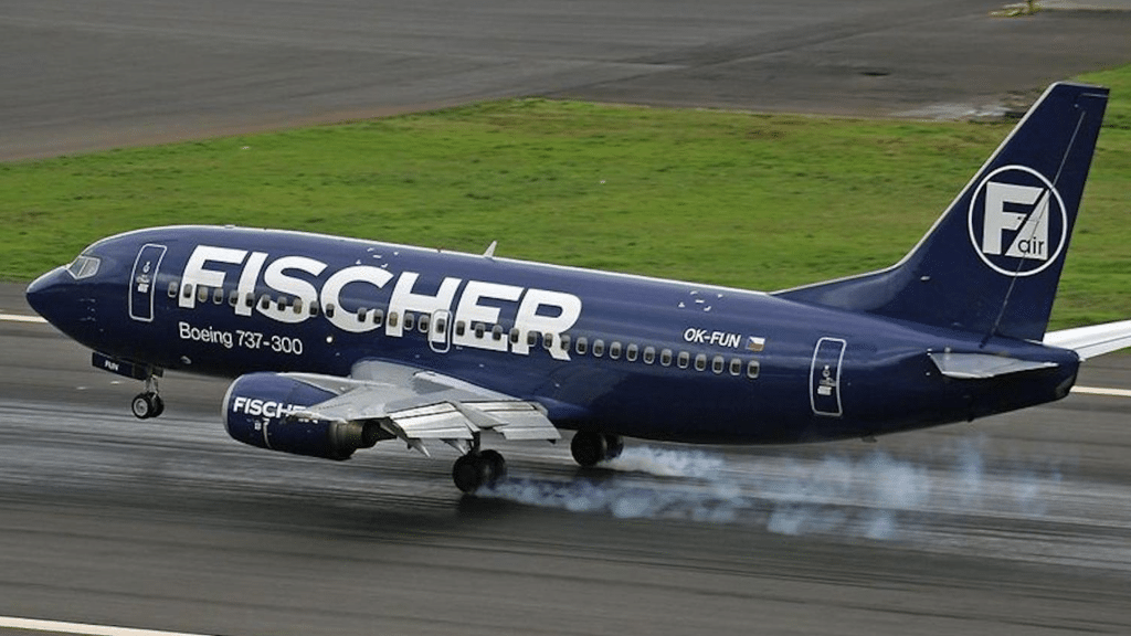 Fischer Air Boeing 737 300