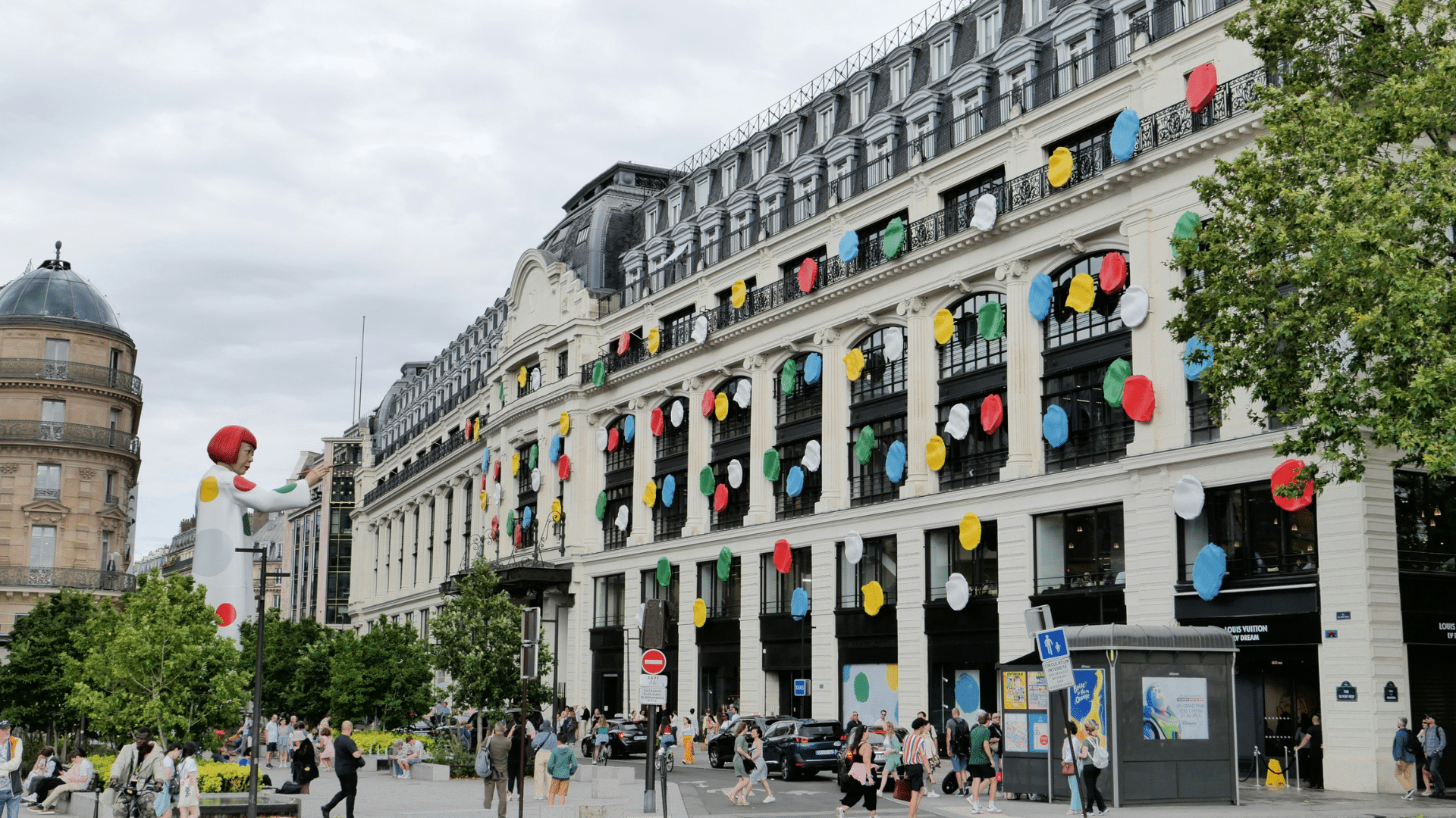 Louis Vuitton Paris Store