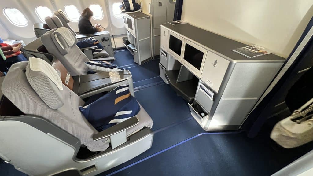 Lufthansa Business Class Airbus A330 Sitze Mitte