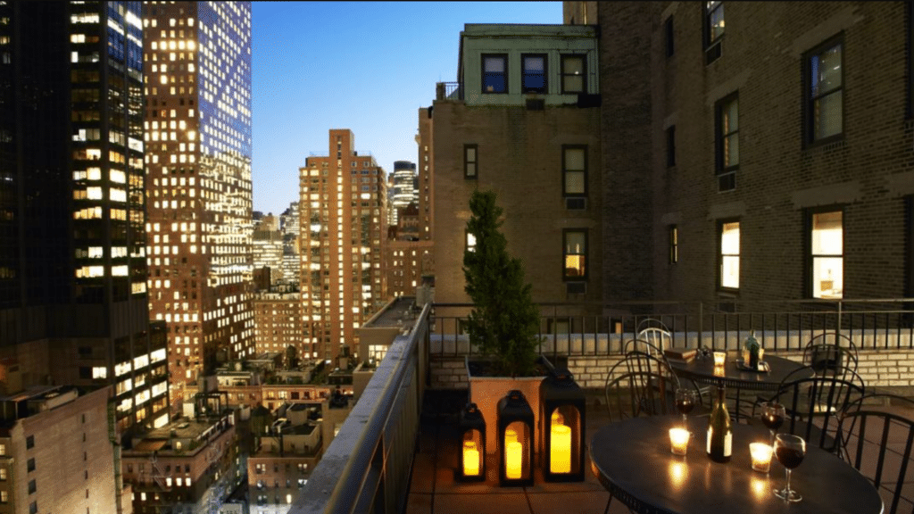 The Benjamin Royal Sonesta New York Terrassen Suite Terrasse