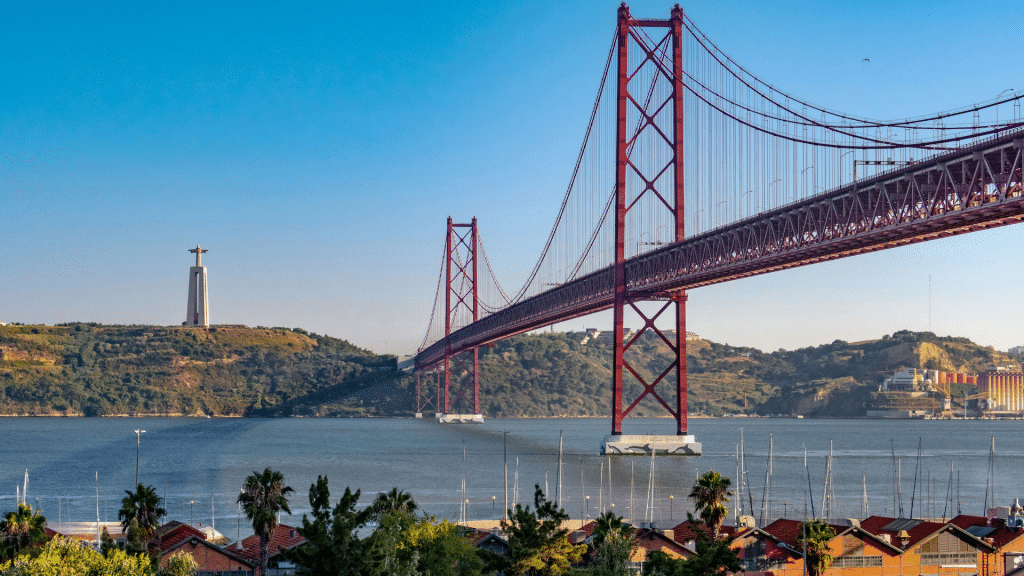 Lissabon Stadt Ponte De Abril Bruecke