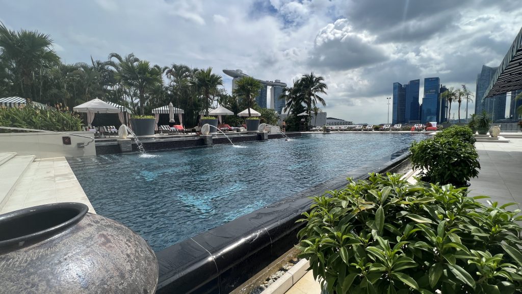 Mandarin Oriental Singapore Pool 