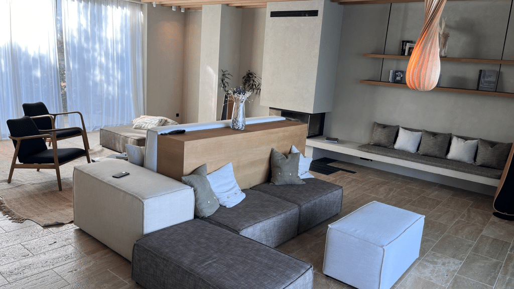 Maslina Resort Kroatien Villa Uvala Wohnzimmer Couch