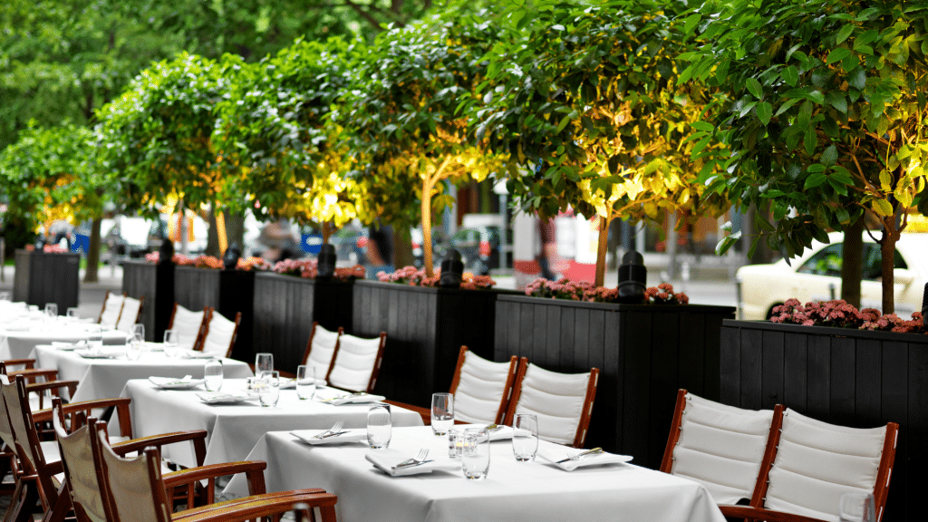 Grand Hyatt Berlin Vox Restaurant Terrasse