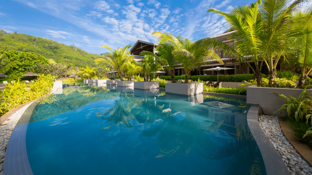 Kempinski Seychellen Resort Baie Lazare Lagoon Pool