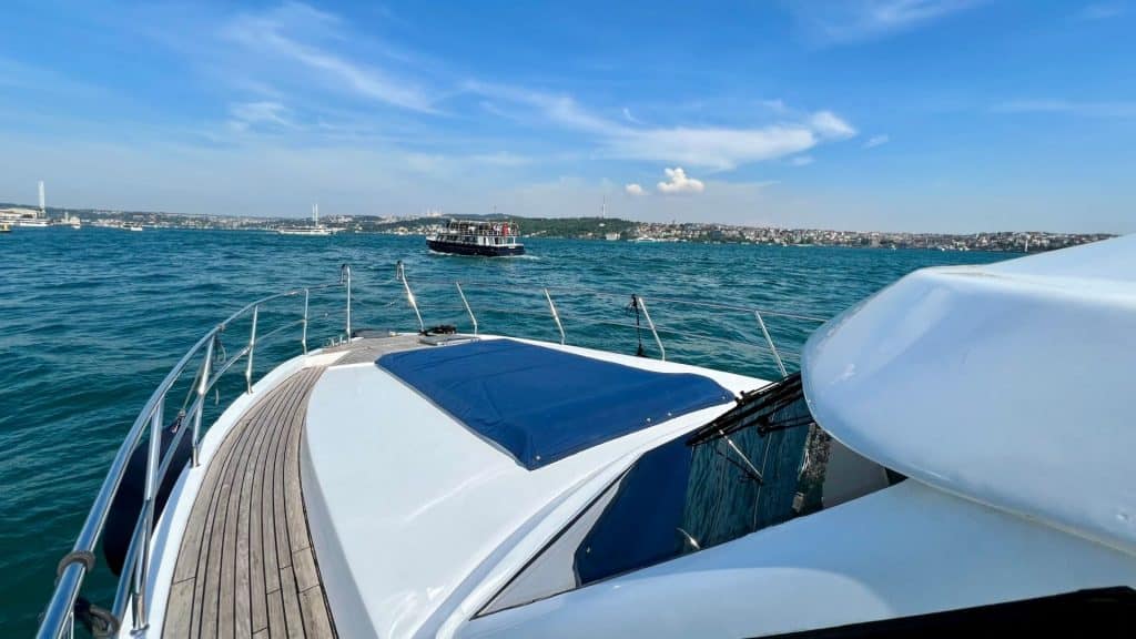 Yacht Bosporus 