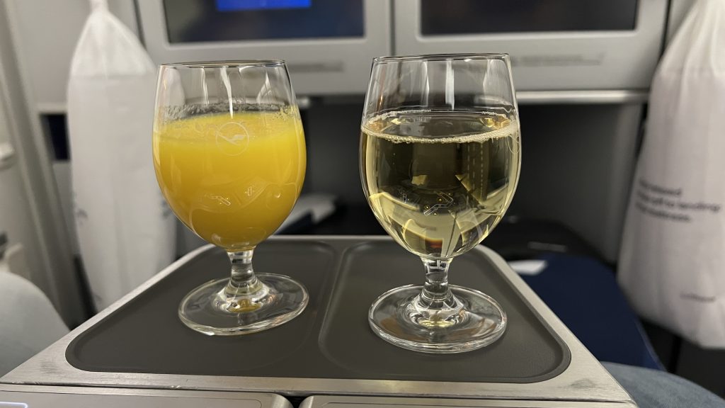 Lufthansa Business Class Boeing 747 8 Drinks