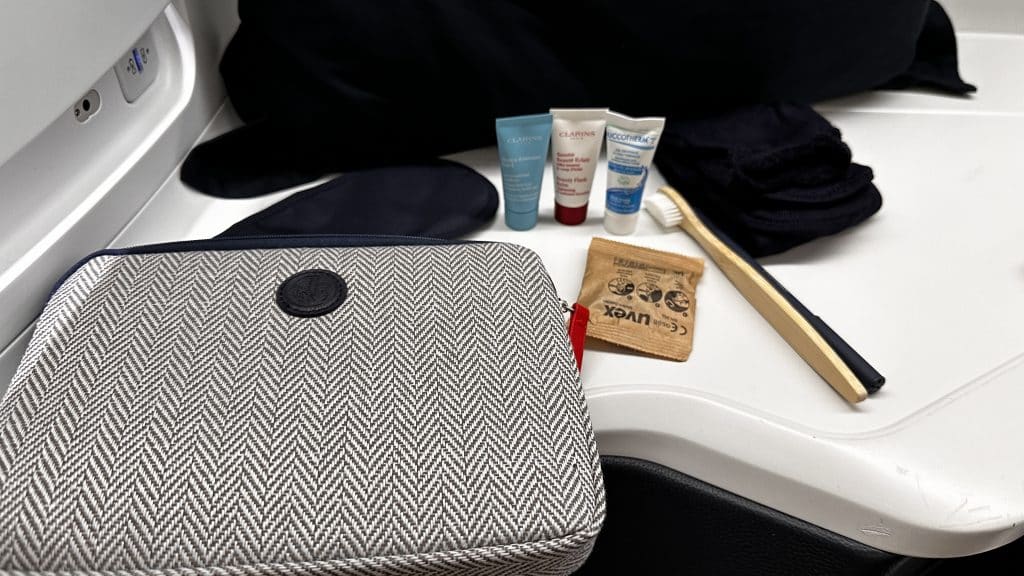 Air France Business Class Boeing 777 300ER Amenity Kit