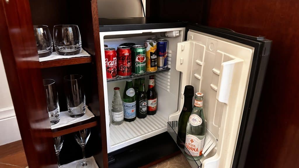 Belmond Hotel Copacabana Palace Zimmer Minibar 