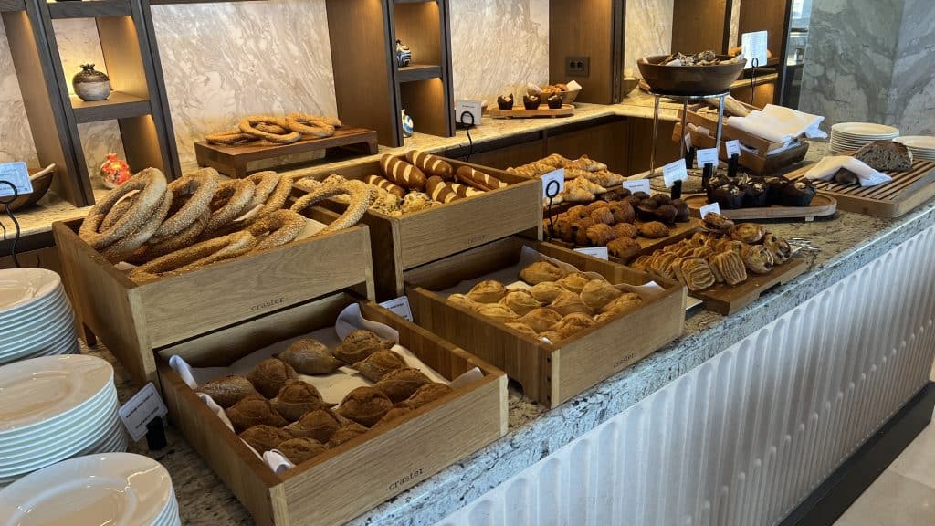 Hotel Grande Bretagne Athen Gebaeck Und Brot 