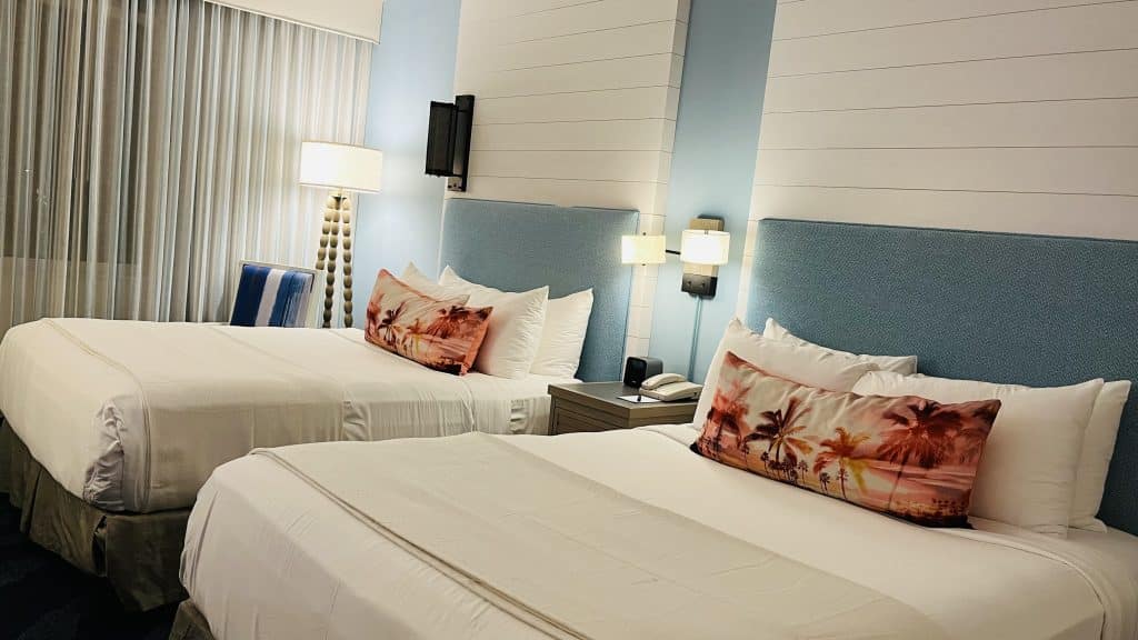 Loews Sapphire Falls Resort Orlando Room