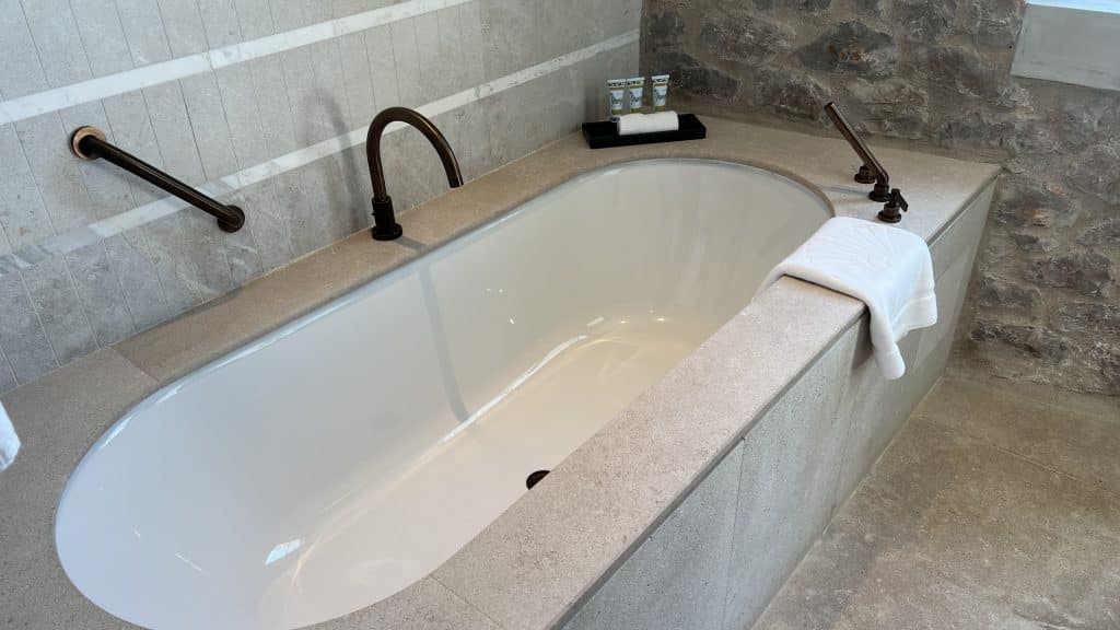 Mandarin Oriental Costa Navarino Badewanne 