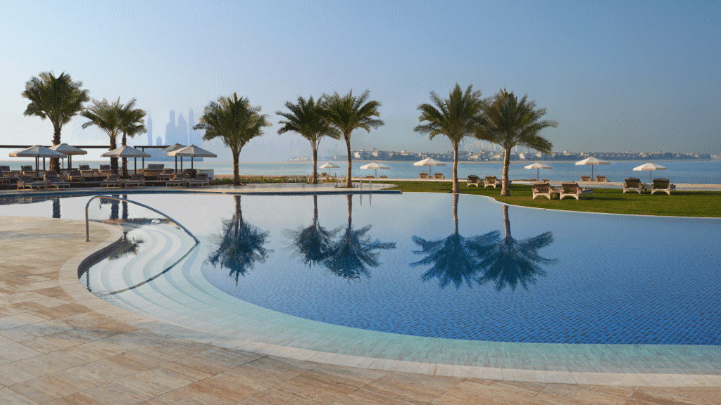 Waldorf Astoria Dubai Palm Jumeirah Aussenpool