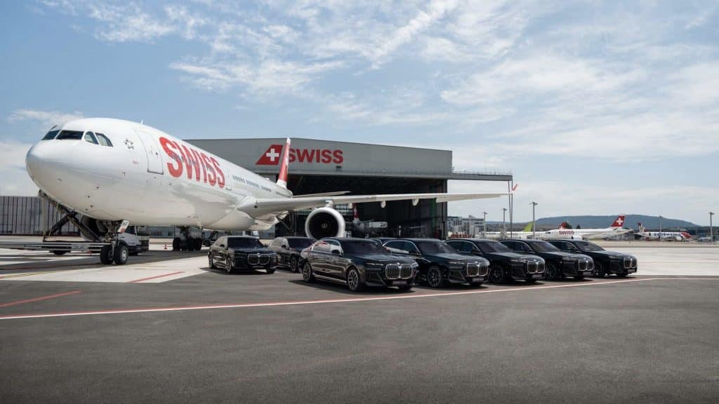 Bmw 7 Series I7 Swiss Airlines 05