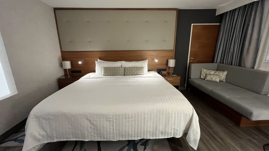 Marriott Wien Zimmer Bett 