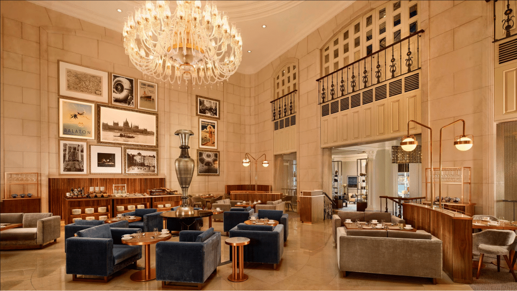 Ritz Carlton Budapest Lounge