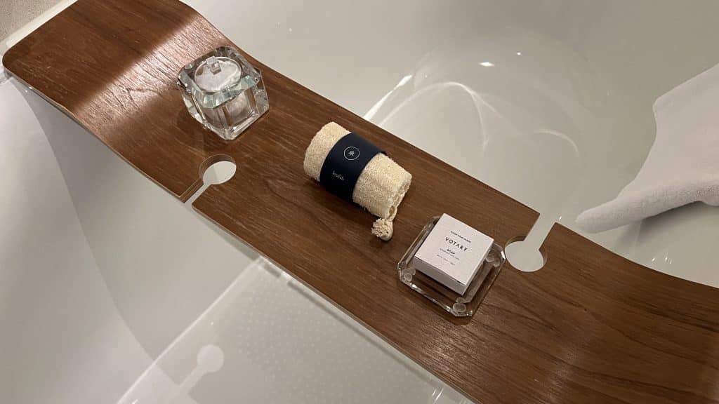 Rosewood Muenchen Pflegeartikel Badewanne 