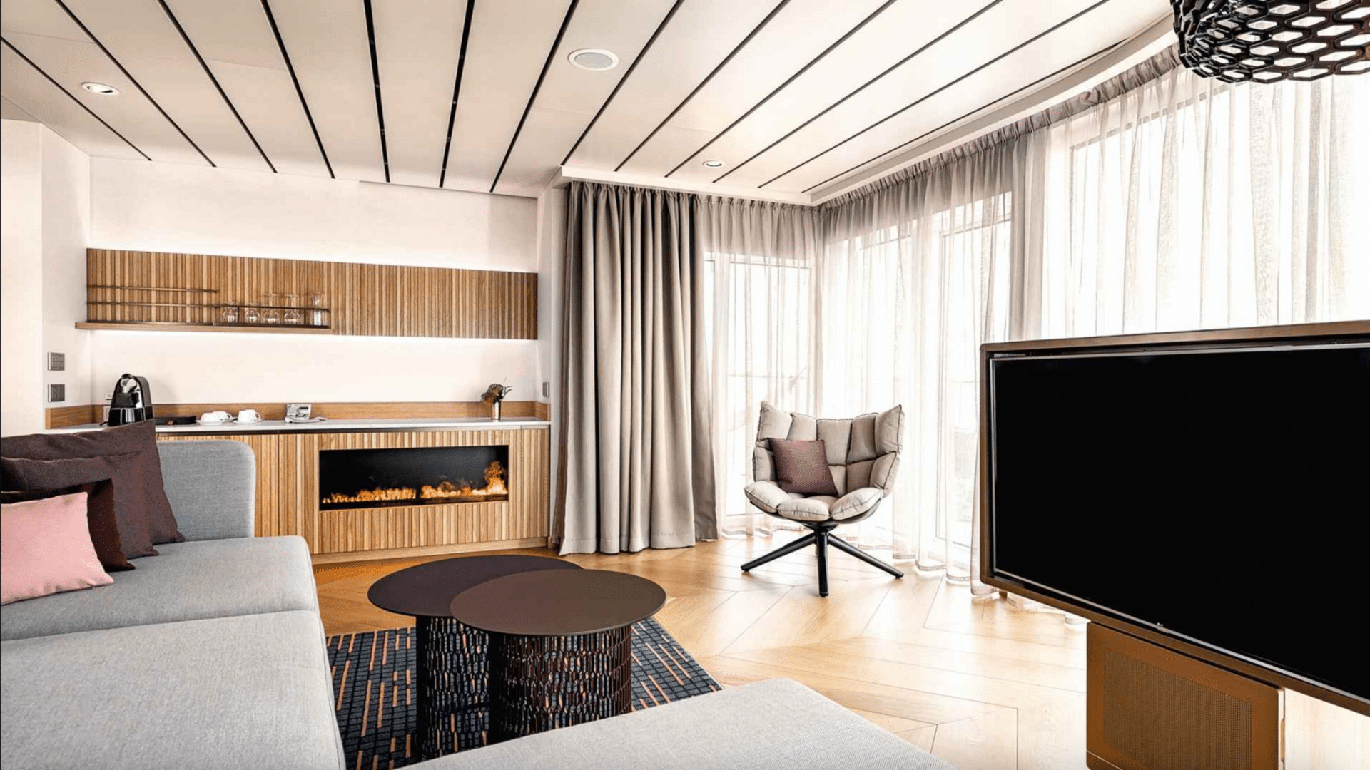 TUI Mein Schiff 7 Panorama Suite Wohnzimmer