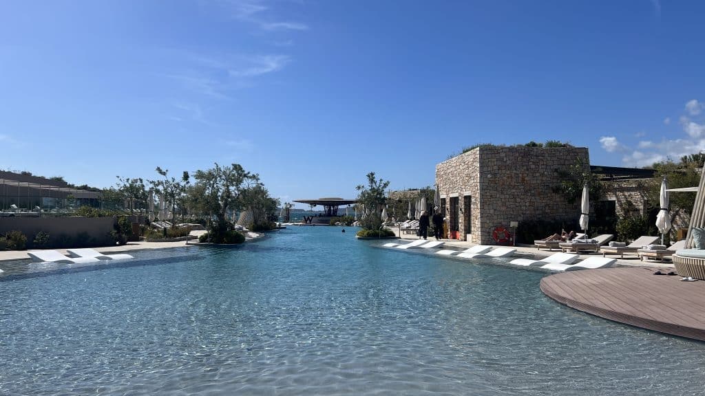 W Costa Navarino Pool 