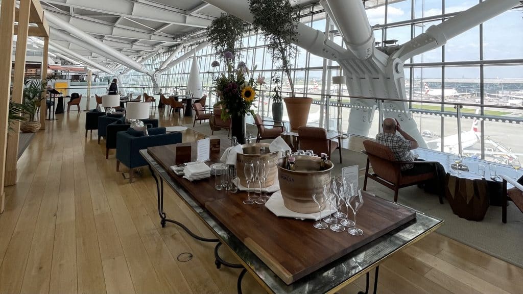 British Airways Concorde Room London Sitzmoeglichkeiten 