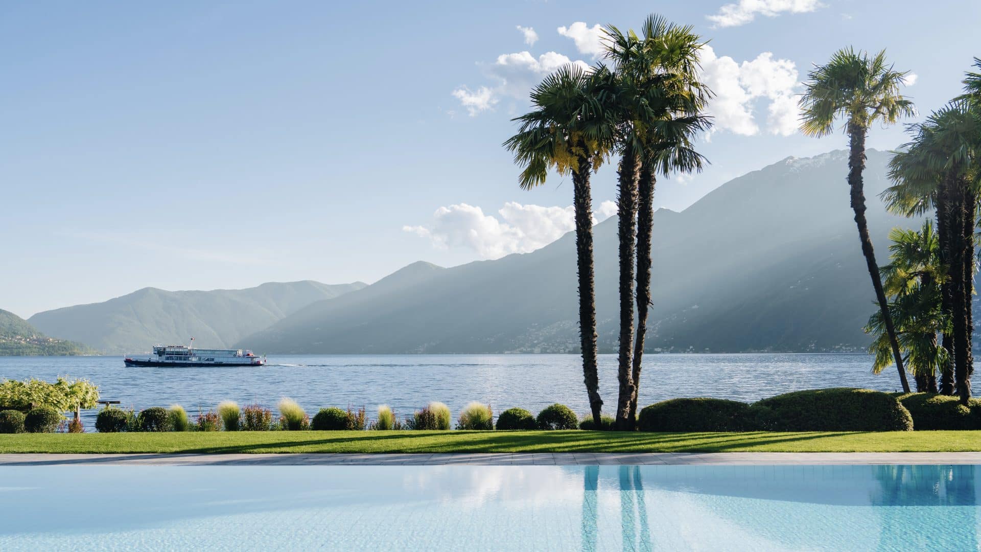 Hotel Eden Roc Pool