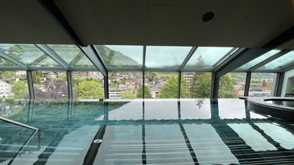 Kempinski Palace Engelberg Pool Mit Ausblick 