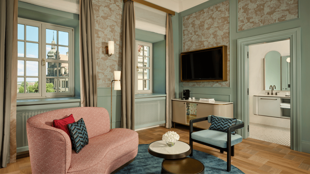 Kempinski Taschenbergpalais Dresden Grand Palais View Zimmer Wohnbereich
