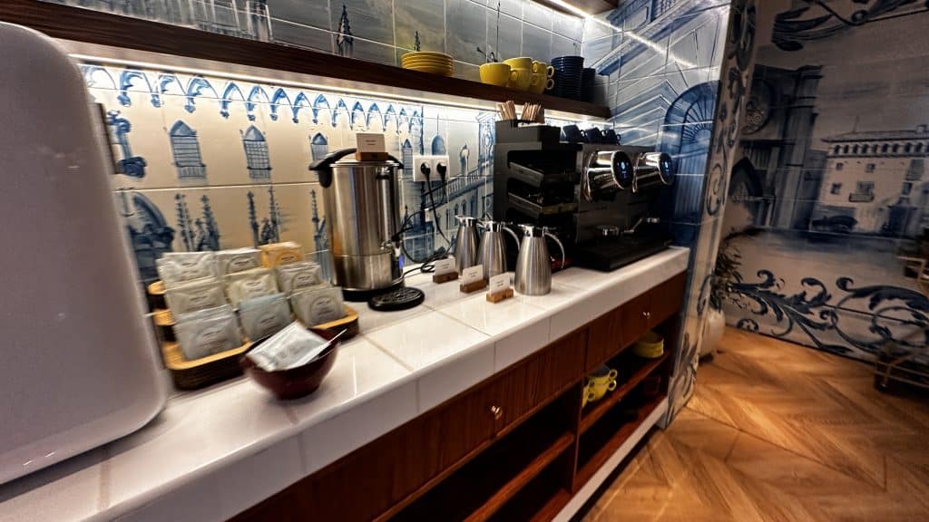 Kimpton Vividora Barcelona Buffet Kaffee Und Tee