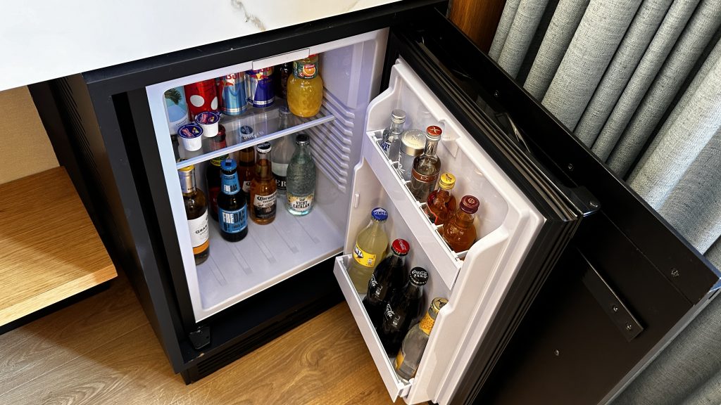 Kimpton Vividora Barcelona Minibar