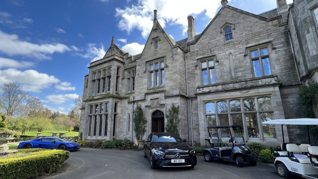 Schloss Roxburghe Hotel Von Aussen 