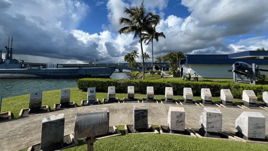 Hawaii Oahu USS Bowfin Submarine Museum 