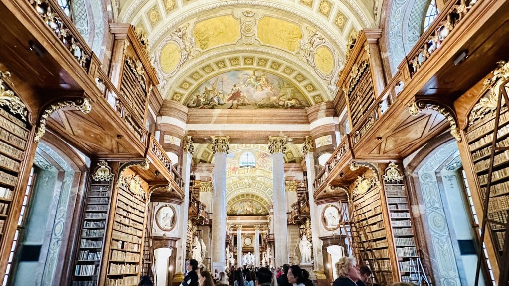 Wien - Prunksaal der Nationalbibliothek