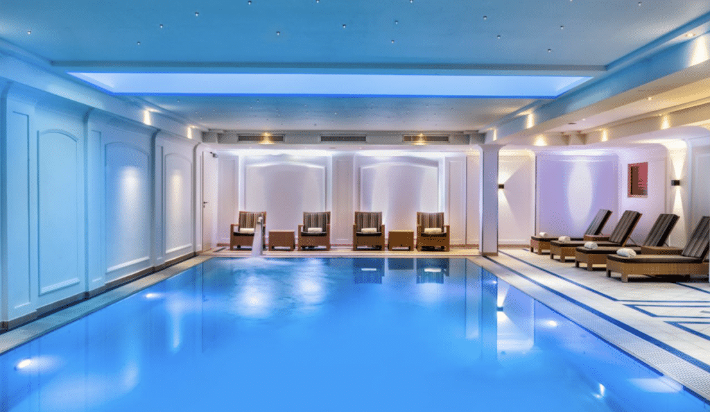 JW Marriott Berlin Pool