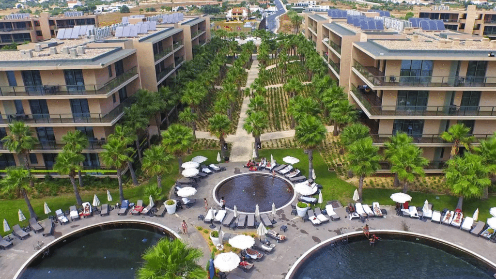 Marriott Residences Salgados Resort