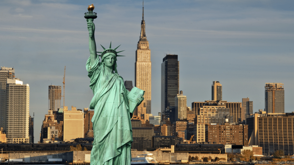 Empire State Building Freiheitsstatue New York City