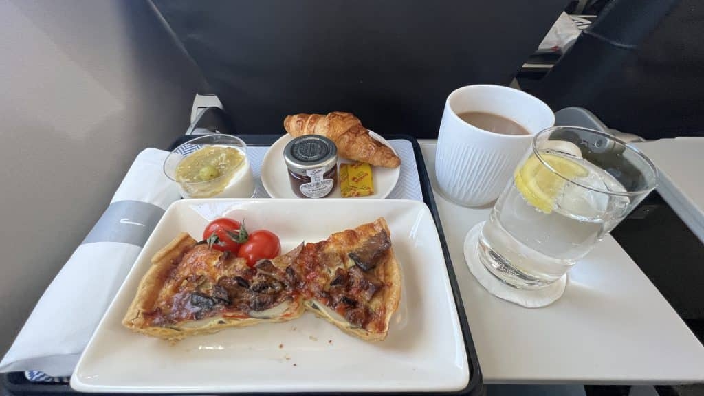 British Airways Business Class Kurz Und Mittelstrecke Fruehstueck 8