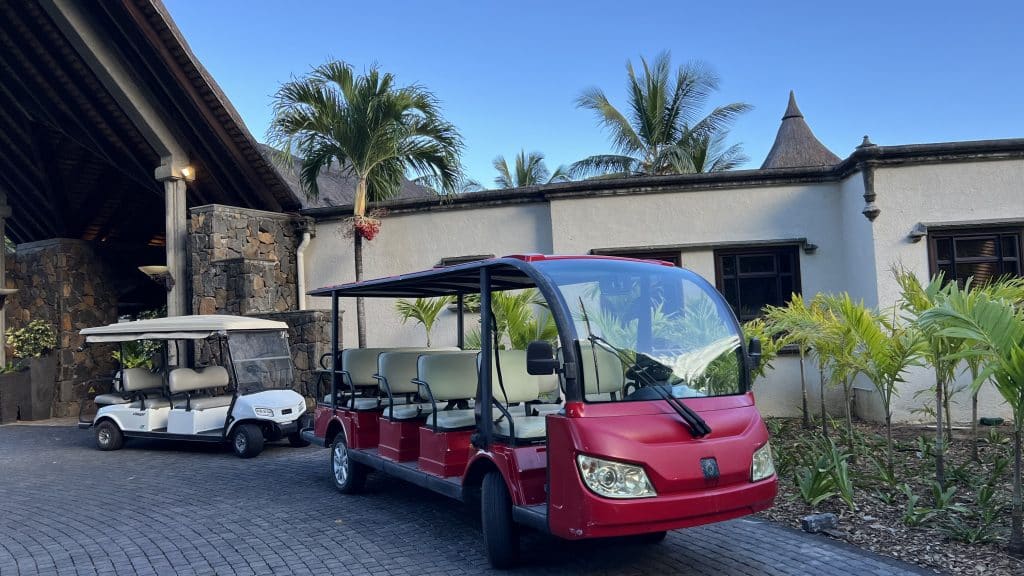 Dinarobin Beachcomber Shuttle Service