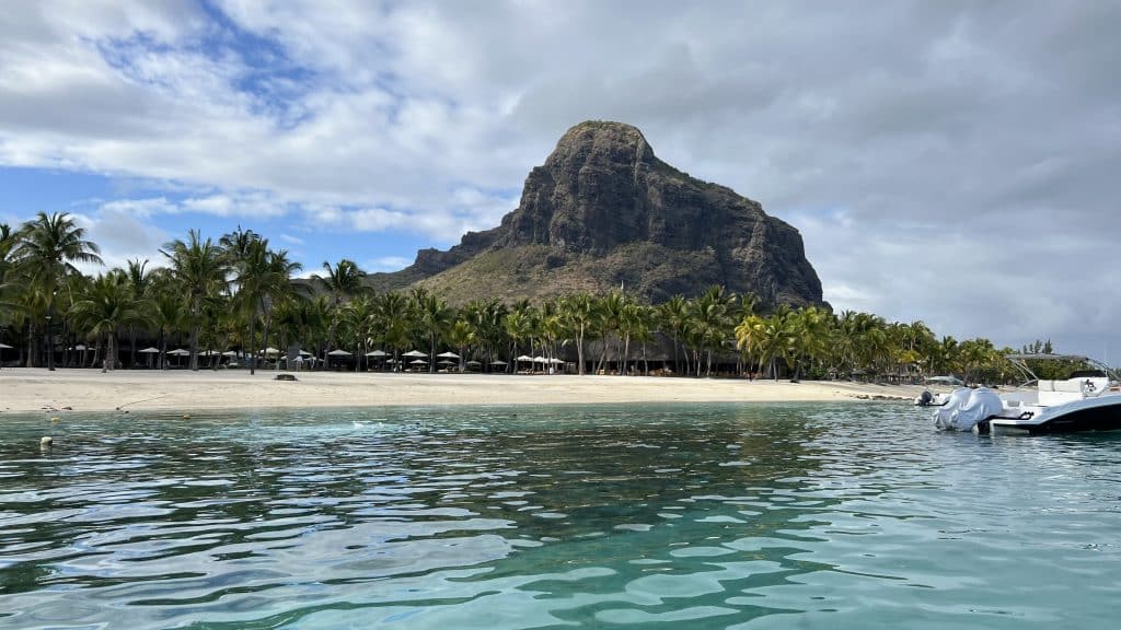 Dinarobin Beachcomber Vom Wasser