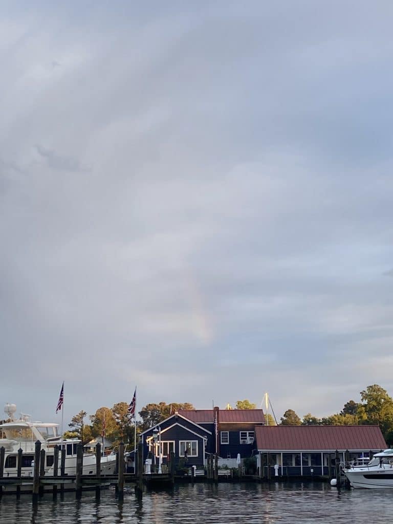 Regenbogen USA Livia, Segelboot