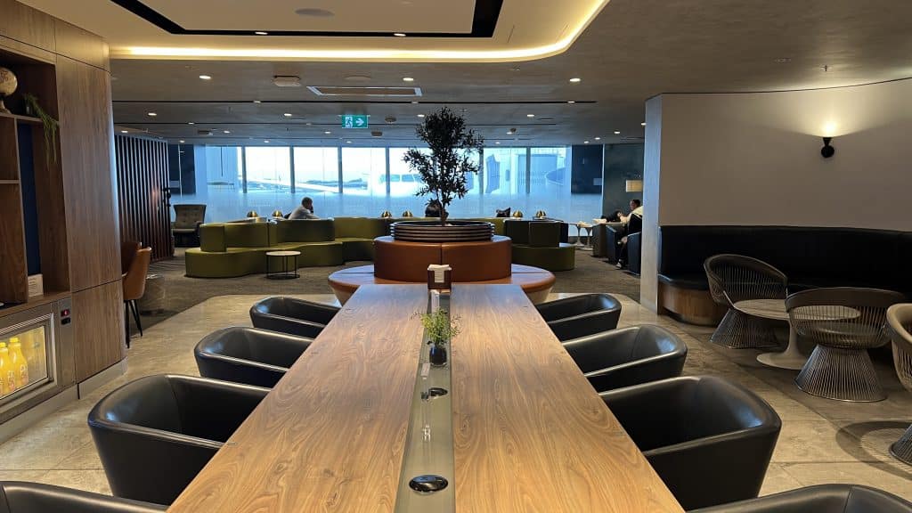 Amex Centurion Lounge Sydney Tische