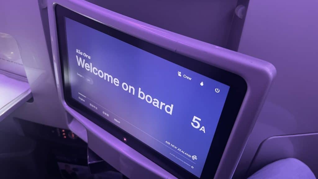 Air New Zealand Business Class Boeing 787 Ausklappbarer Bildschirm