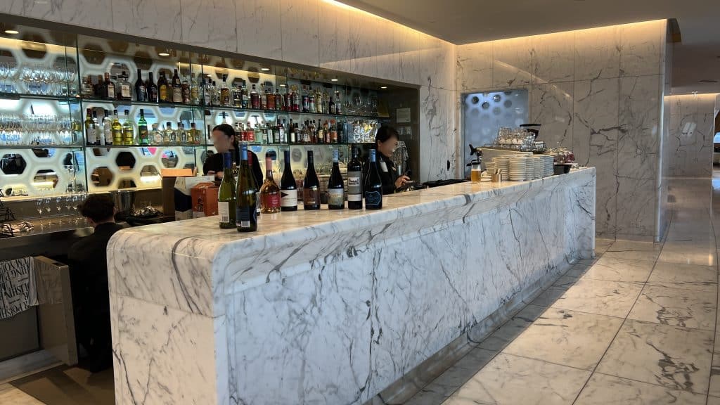 Qantas First Class Lounge Sydney Bar