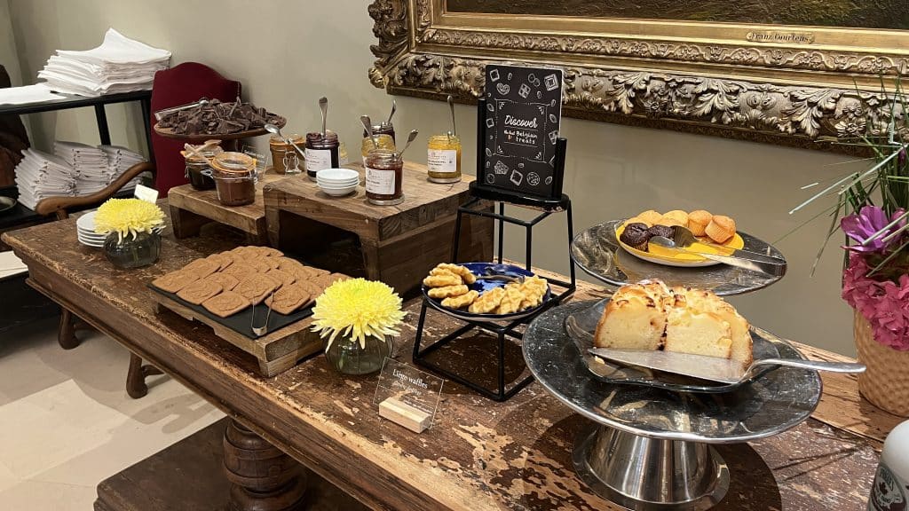 Hotel Amigo Bruessel Kuchen Und Marmelade