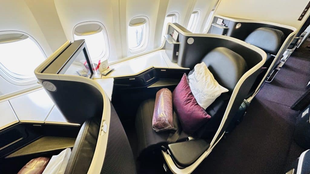 Qatar Airways Business Class Boeing 777  - ehemals Virgin Atlantic