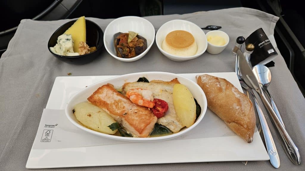 SL Turkish Airlines Business DXB IST 6