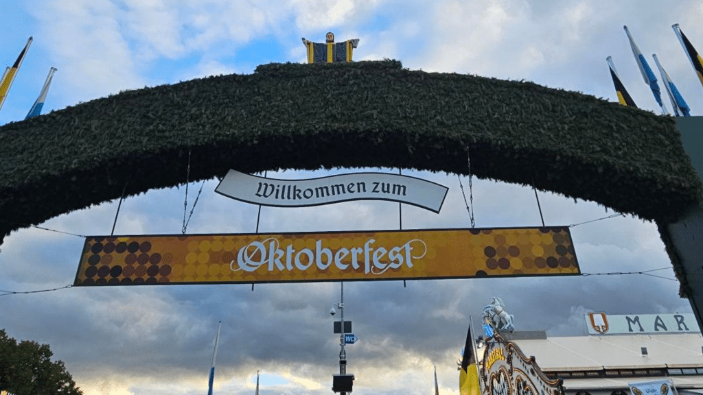 Eingang Oktoberfest