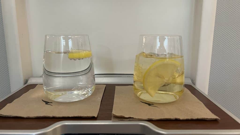 Qantas first class a380 Cocktail